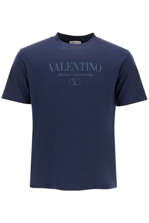 t-shirt with logo print