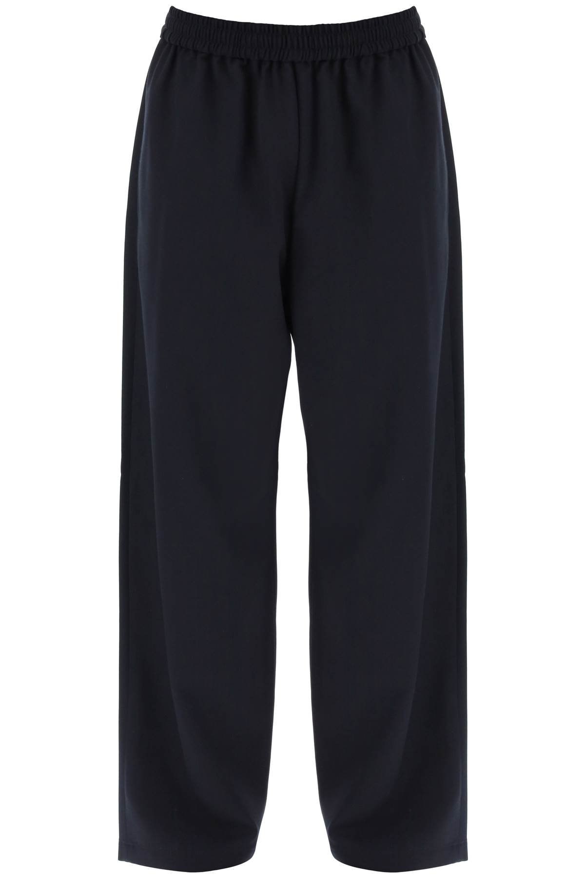 loose pants with elastic waistband