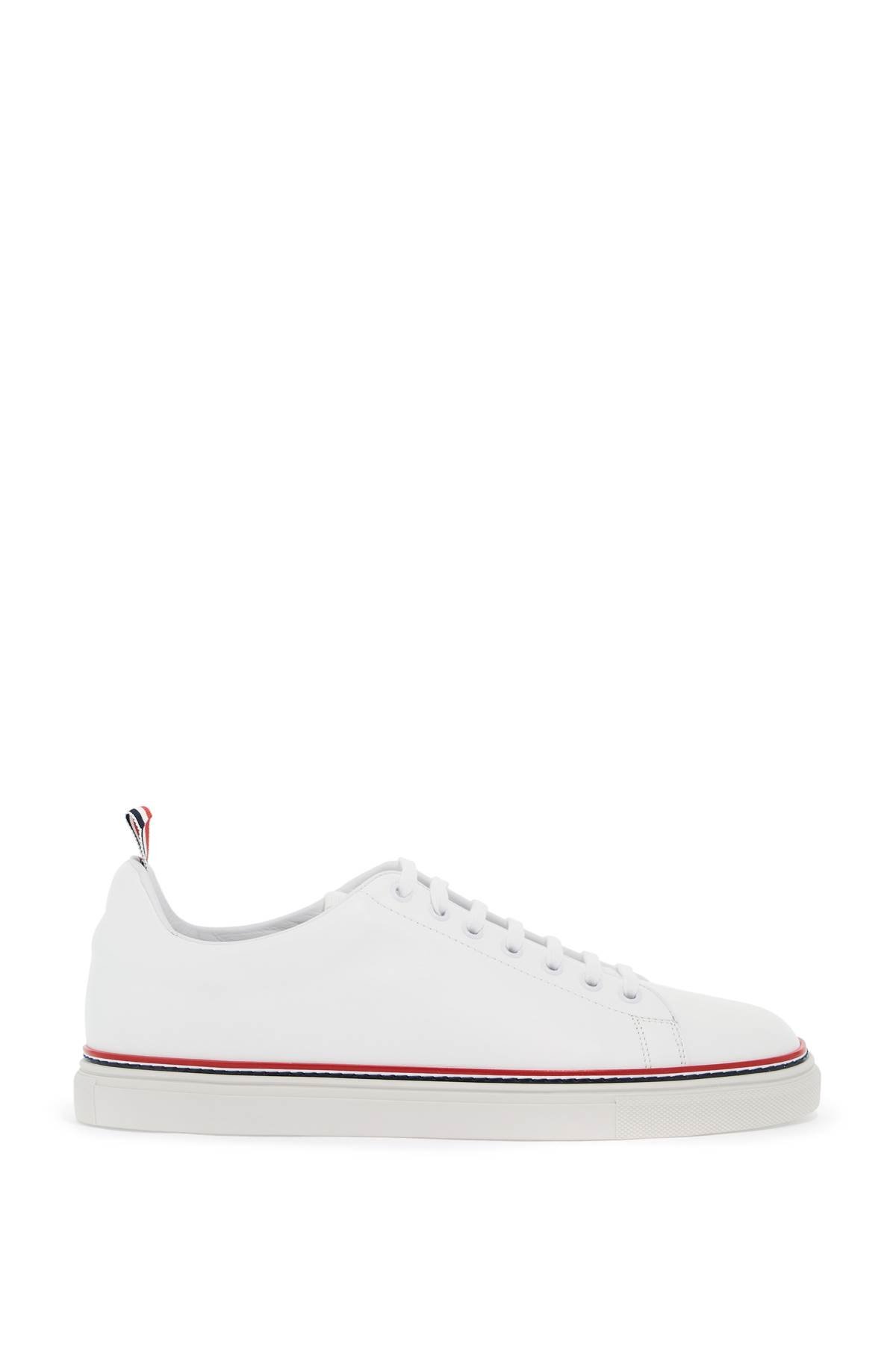 smooth leather sneakers with tricolor detail.