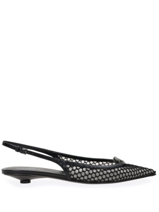 Heeled shoes