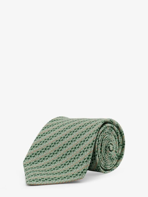 Silk tie