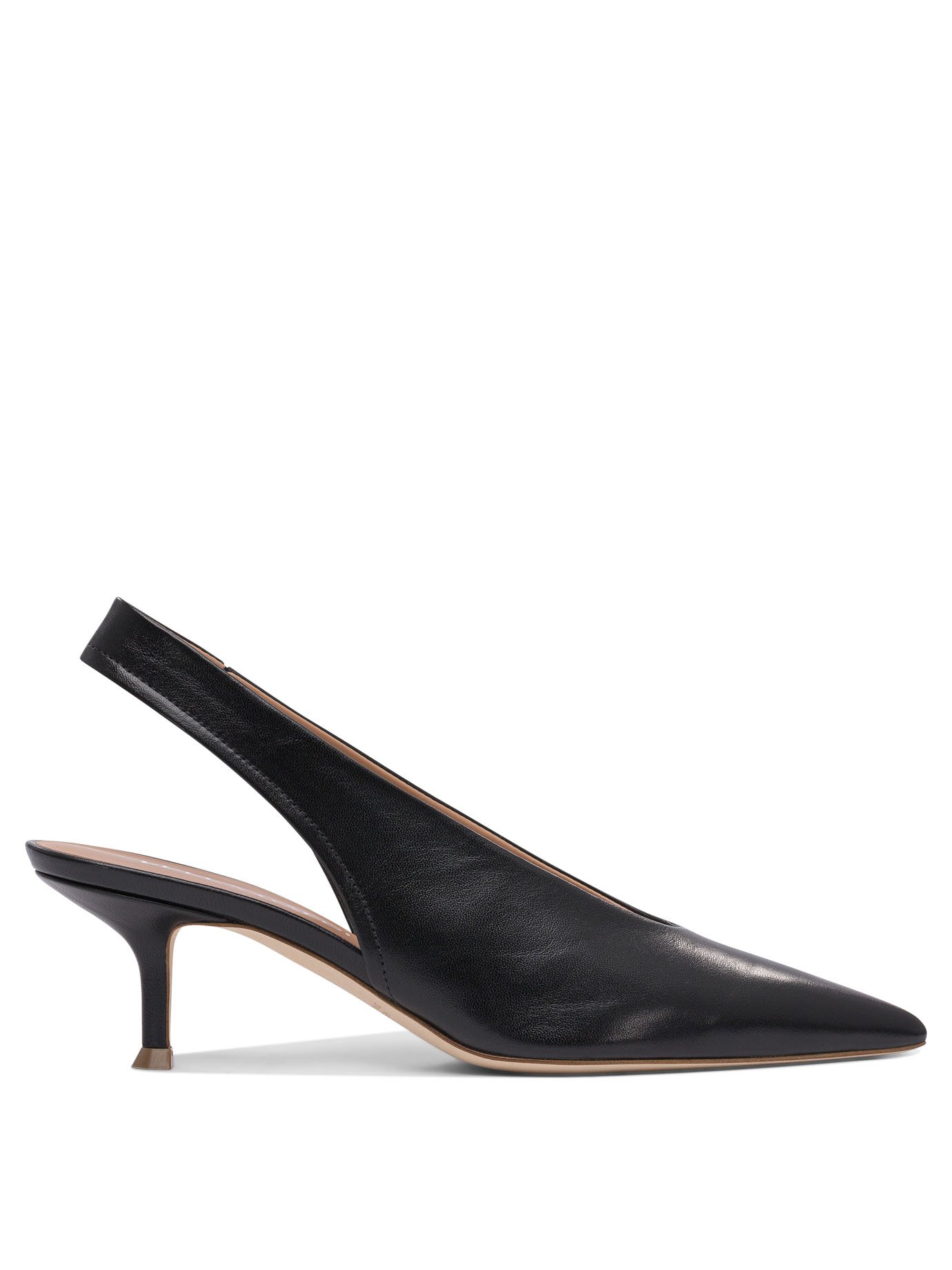 Heeled shoes