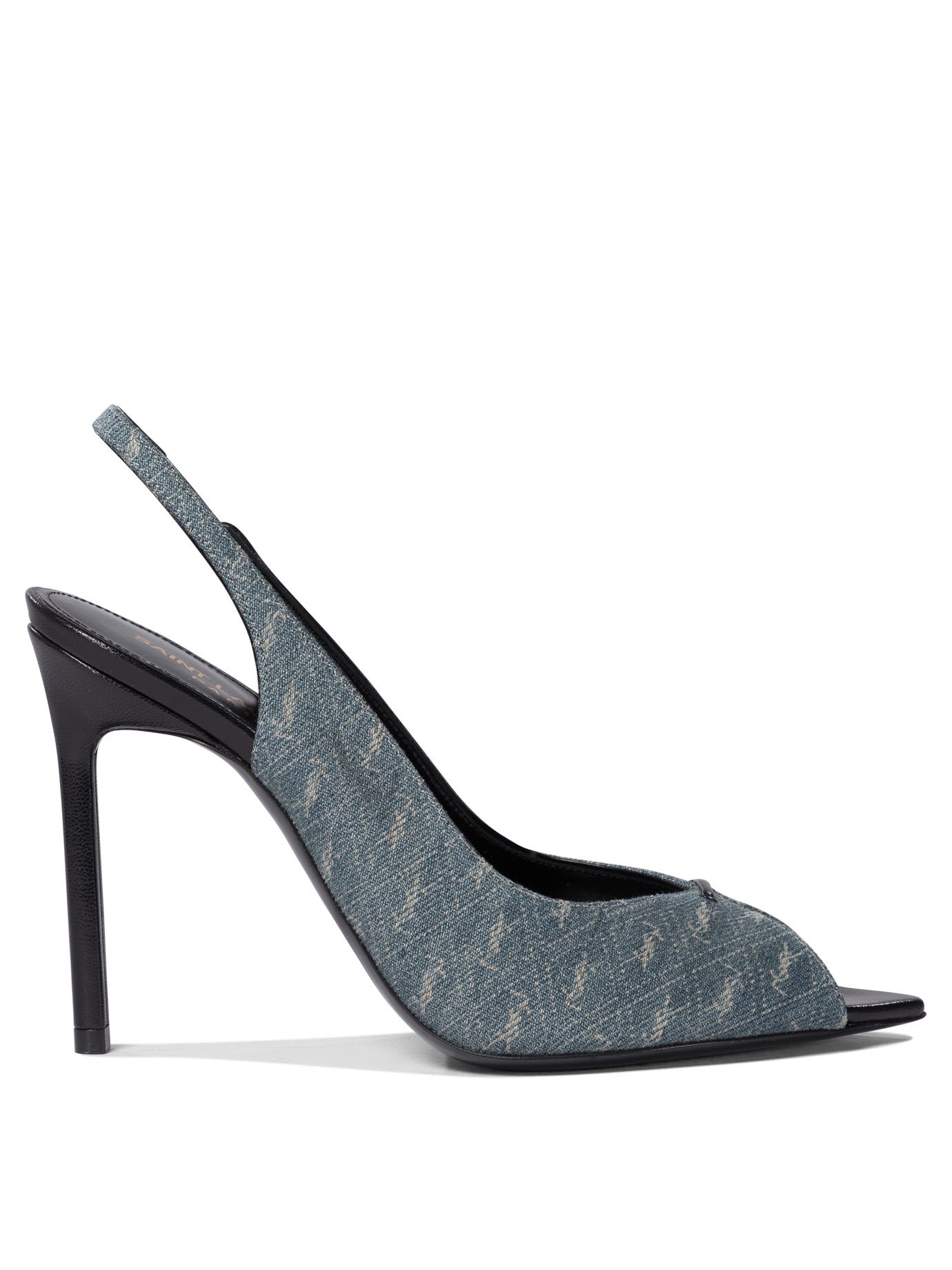 Heeled shoes