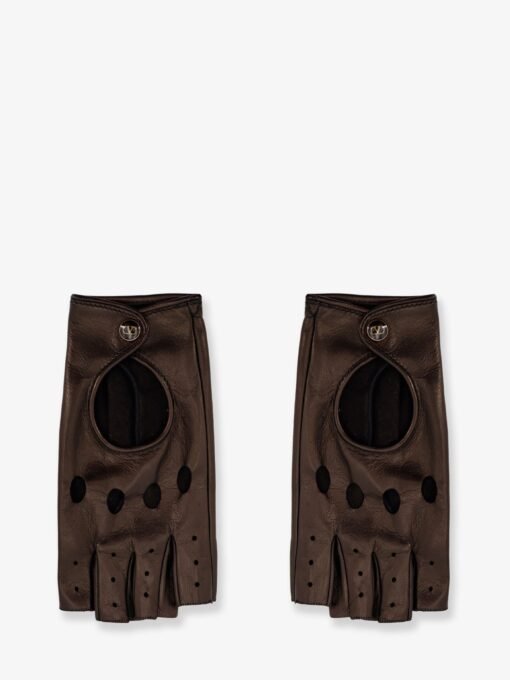 Leather gloves
