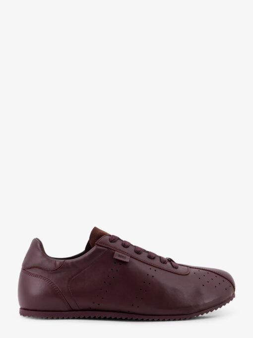 Leather low-top sneakers