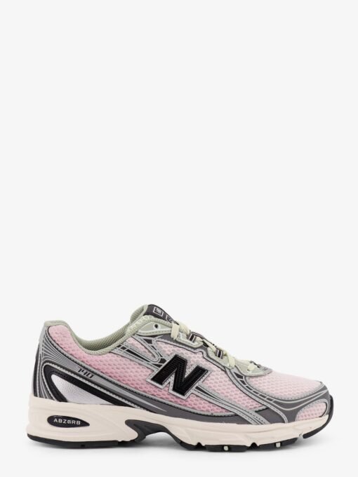 740 mesh low-top sneakers