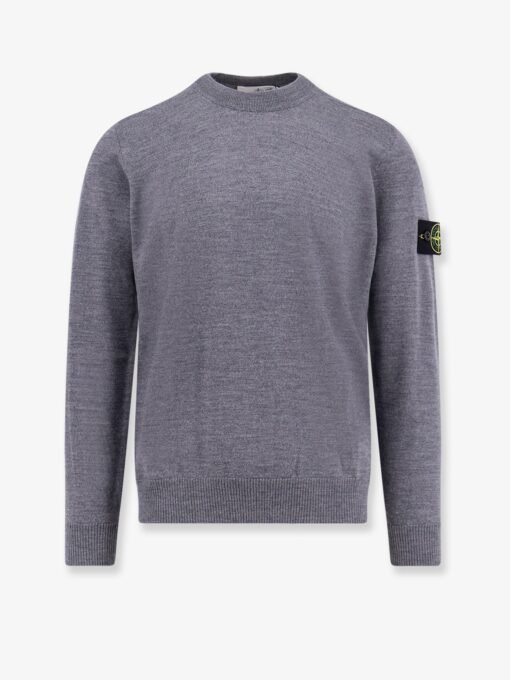 Certified virgin wool sweater