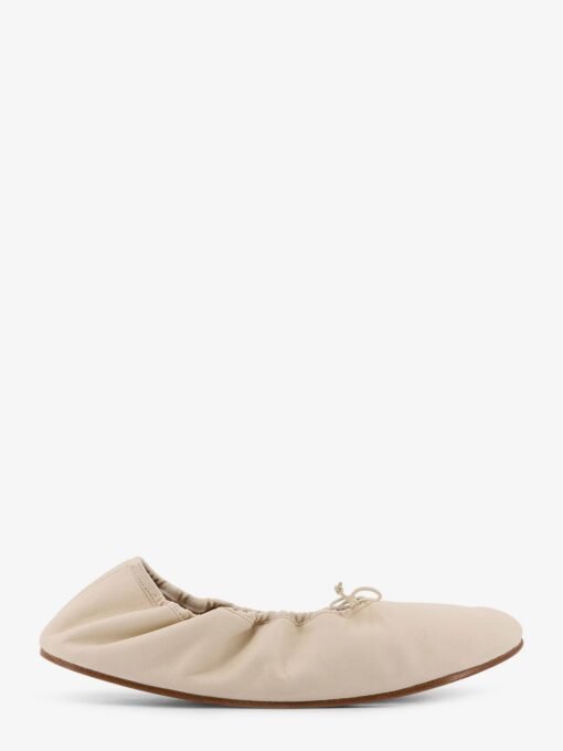 Round Ballet ballerinas
