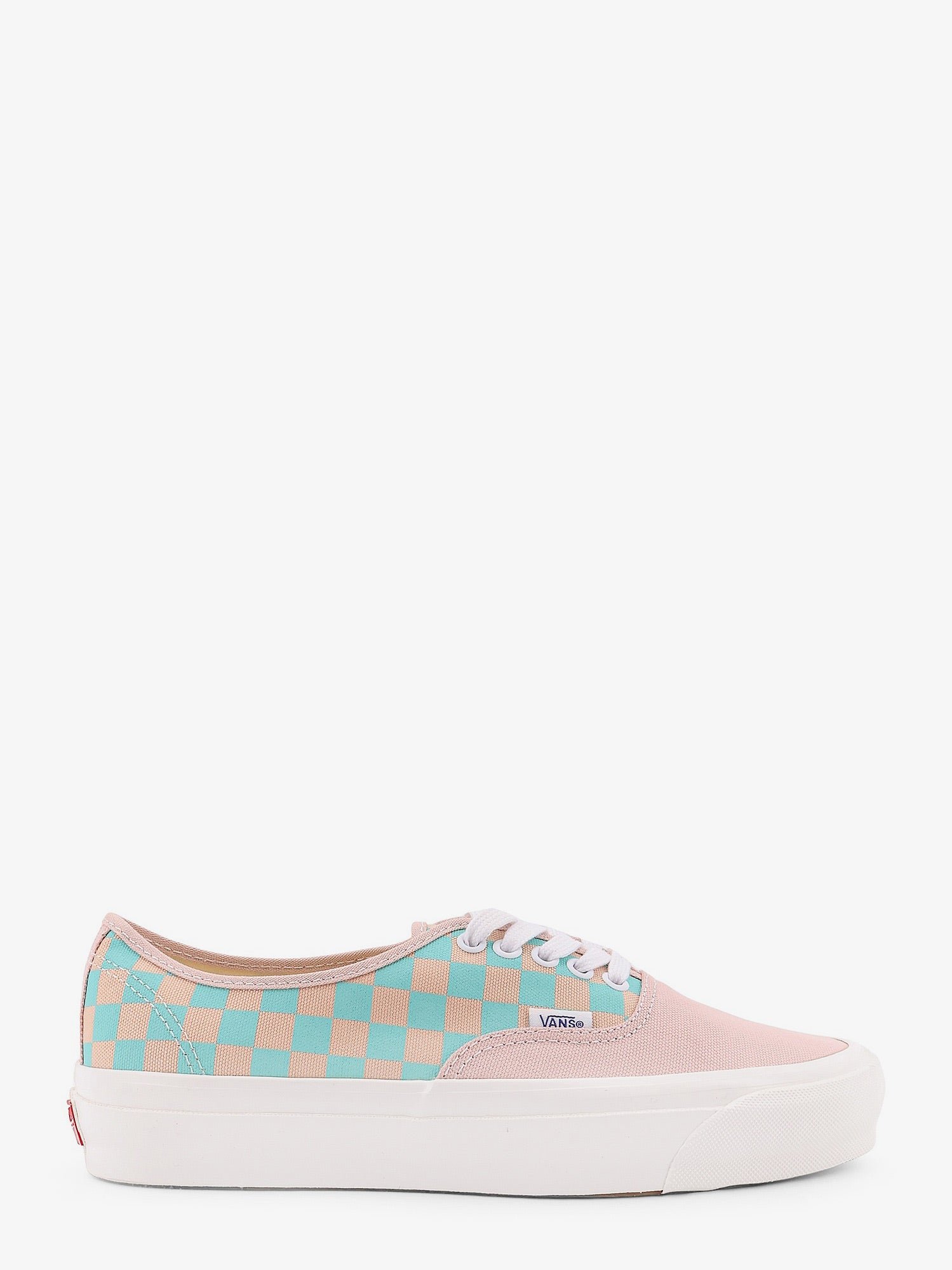 Lx Authentic 44 sneakers in checkboard canvas