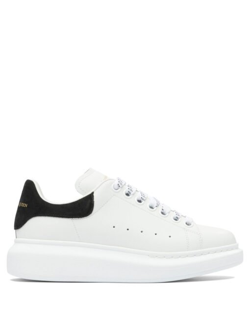 LEATHER UPPER AND RUBBER SOLE SNEAKER