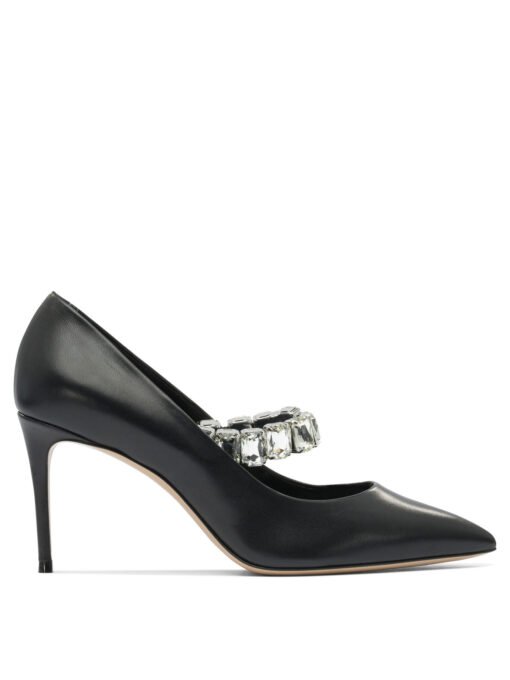 Heeled shoes