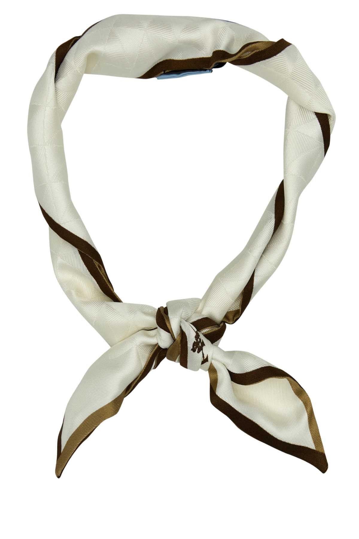 FOULARD