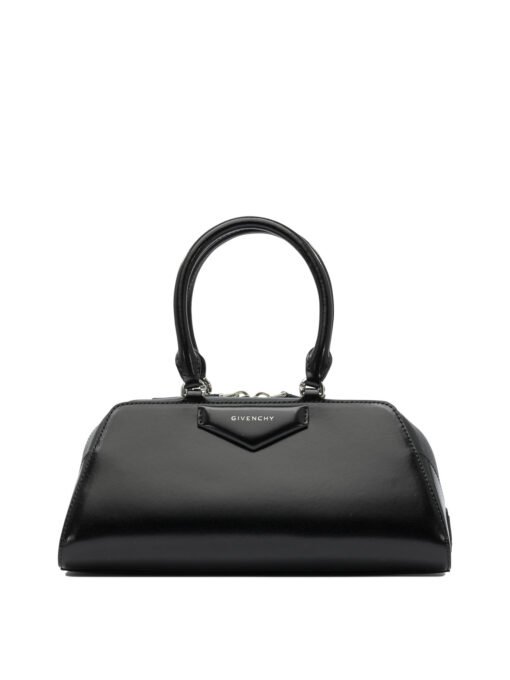 Shoulder bags